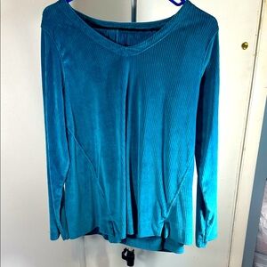 Teal V-Neck Women's lounge pants & top Croft & Barrow Medium velour EUC